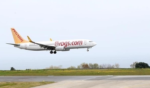 Нискотарифната турска авиокомпания Pegasus Airlines започва отново да оперира между