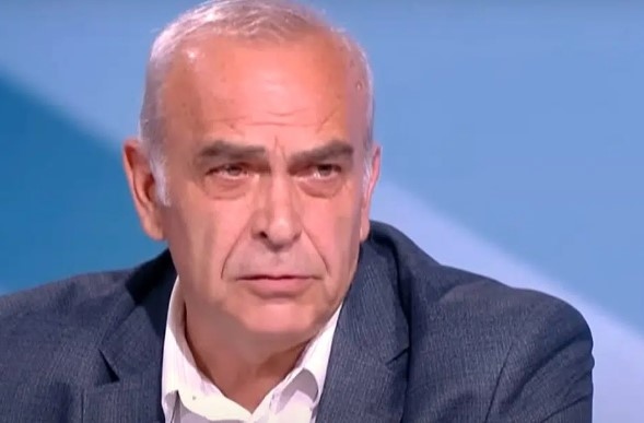 Корнелия Нинова да си признае зависимостта от хора като Делян