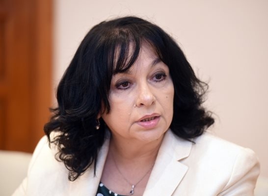 ГЕРБ се готви да гласува неуспешния мандат на Мария Габриел