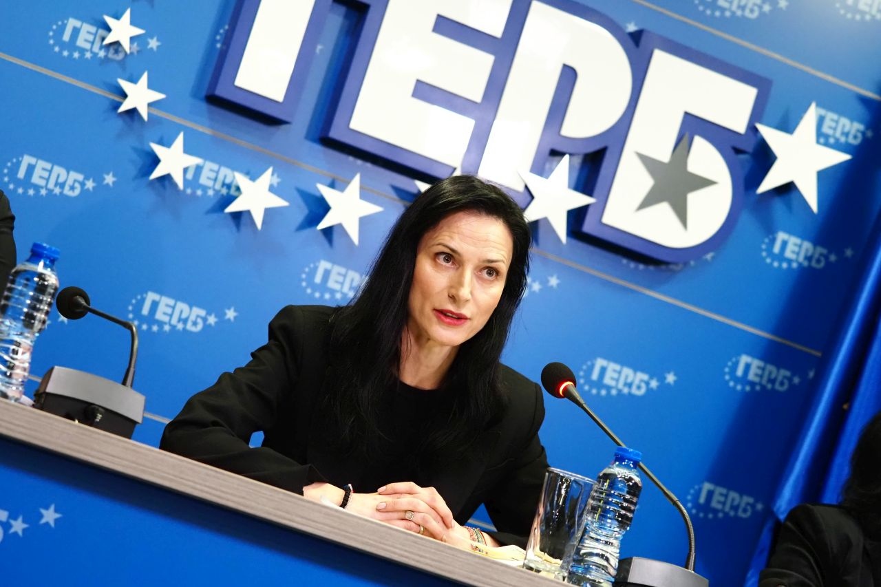 ГЕРБ СДС внесе в деловодството на парламента проект на