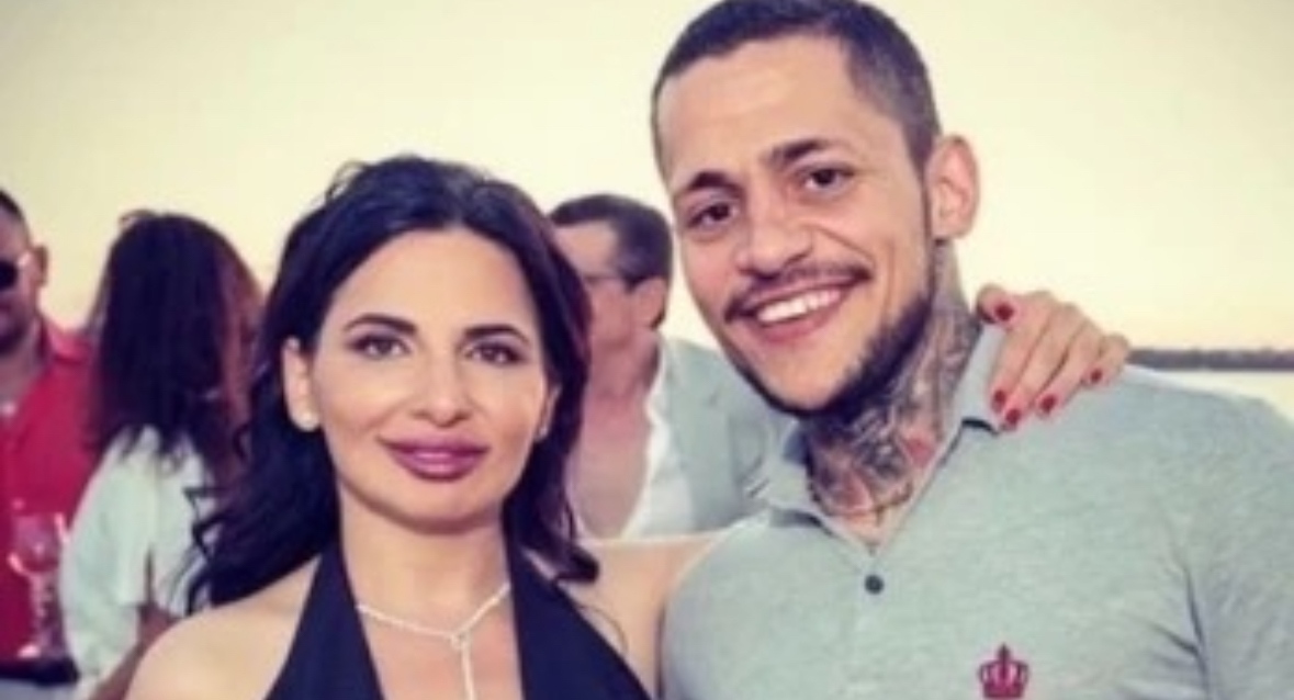 Братът на Ружа Игнатова – Константин е един от участниците