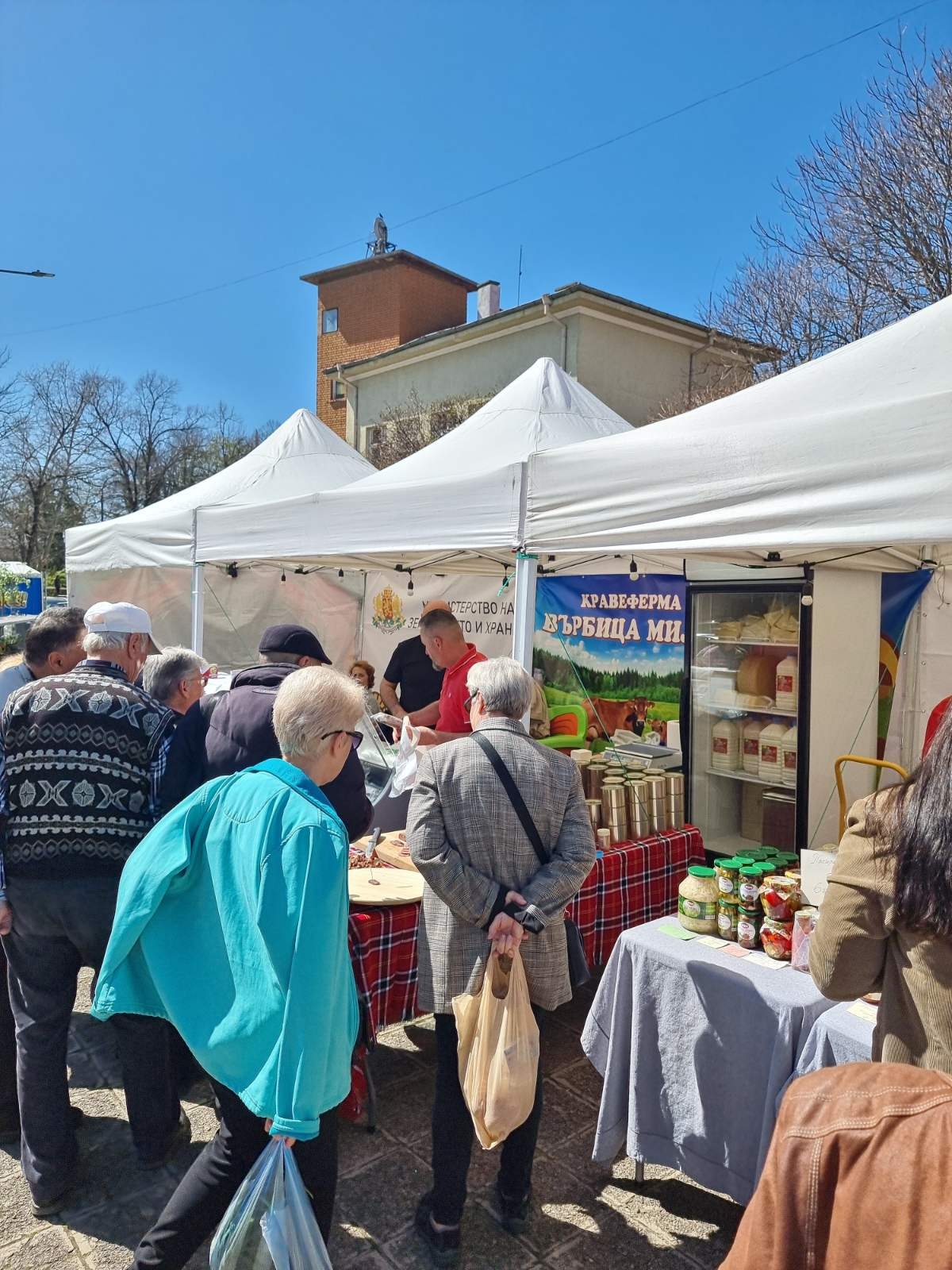 Български фермерски съюз откри изложението на местни млечни и фермерски