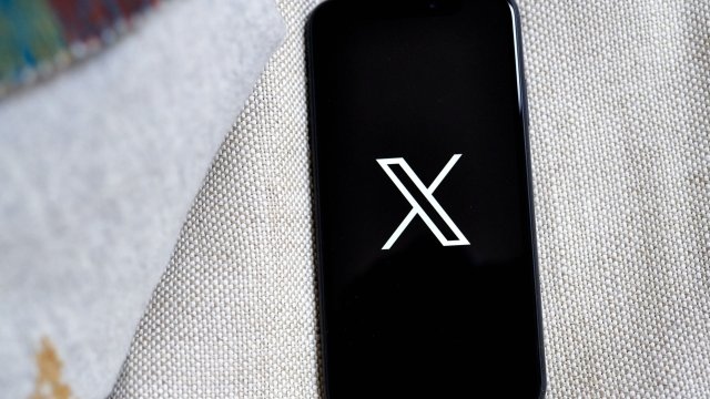 Социалната мрежа Х известна преди като Twitter бе уличена че
