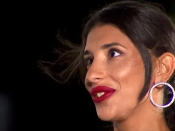 Българският футболен съюз освободи своята служителка Виктория Асенова Брюнетката която продължава