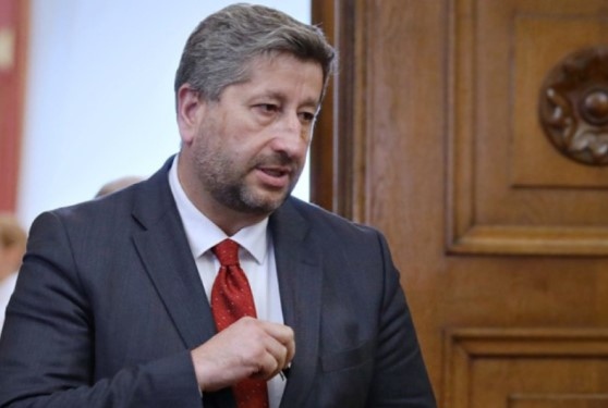 Христо Иванов се е подписал първи под предложенията за промени