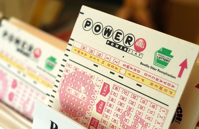 Над 1 милиард долара достигна джакпотът в американската лотария Пауърбол