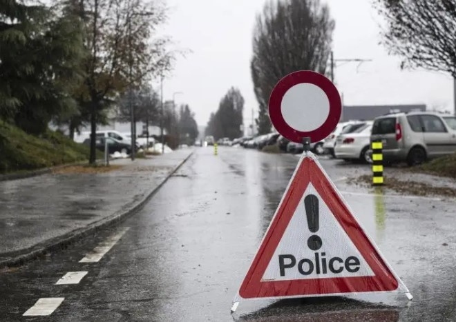 3 деца са ранени при стрелба в училище до столицата