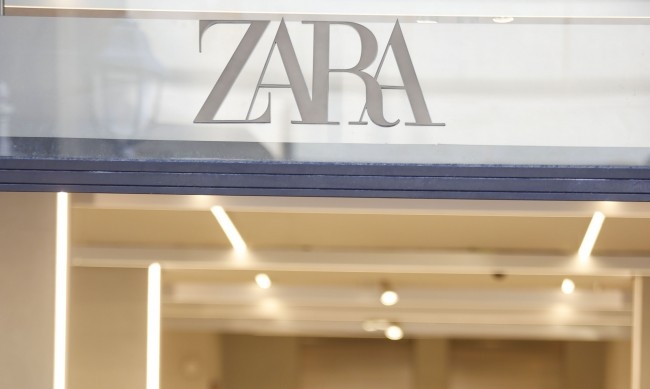 Едни от най популярните марки за облекло Zara Bershka и Pull Bear