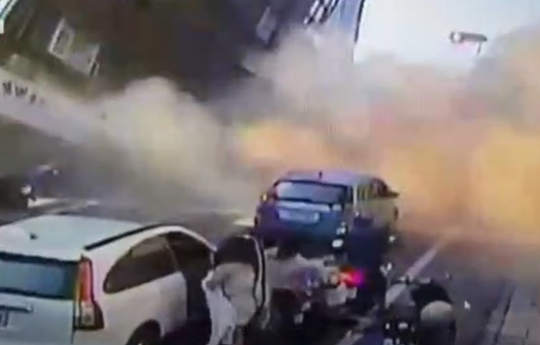 Около 8 сутринта в час пик земята в Тайван започва