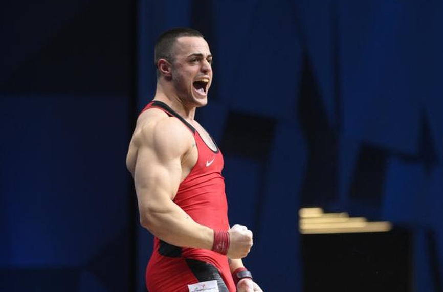 Карлос Насар спечели Световната купа по вдигане на тежести която