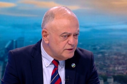 Аз съм препоръчал Живко Коцев защото знам че е перфектният