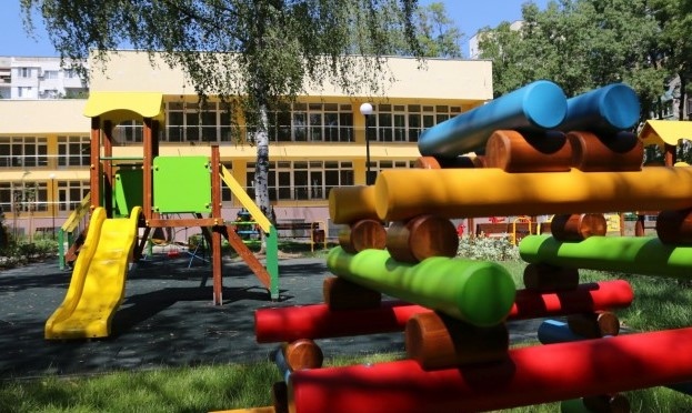 Открива се системата за кандидатстване в ясли детски градини и