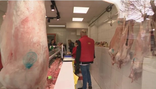 Инспекторите от Агенцията по безопасност на храните в акция Великден