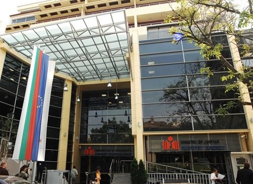 Стотици хиляди фирми ще могат да провеждат в много по кратки