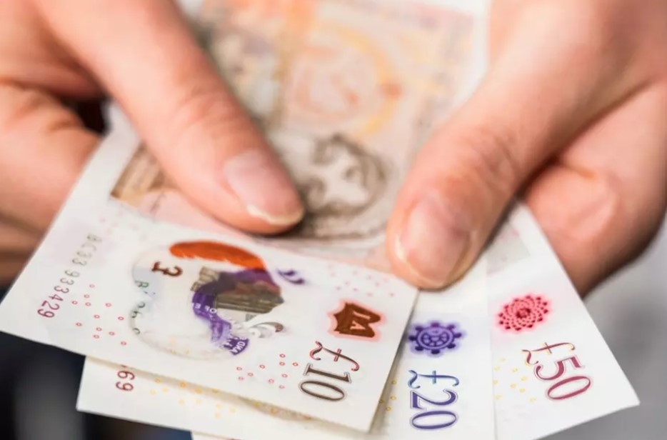 5 ма български граждани са обвинени за най тежката в историята на