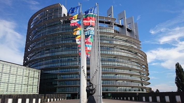Днес Европейският парламент прие 10 законодателни текста за реформиране на