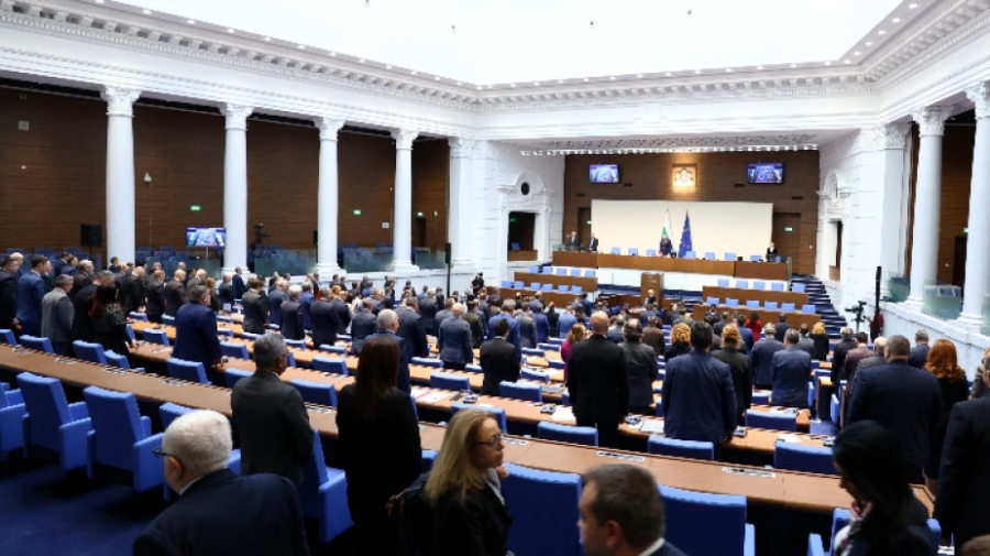 Депутатите решават – 100 лв. великденска добавка за бедните пенсионери?