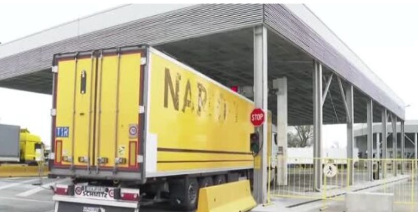 Подписано е споразумението между държавата и Евролаб 2011 срещу