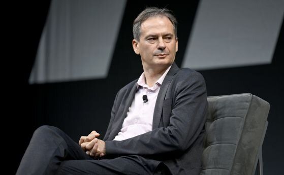 Разследващият журналист Христо Грозев е бил предупреден от специалните служби