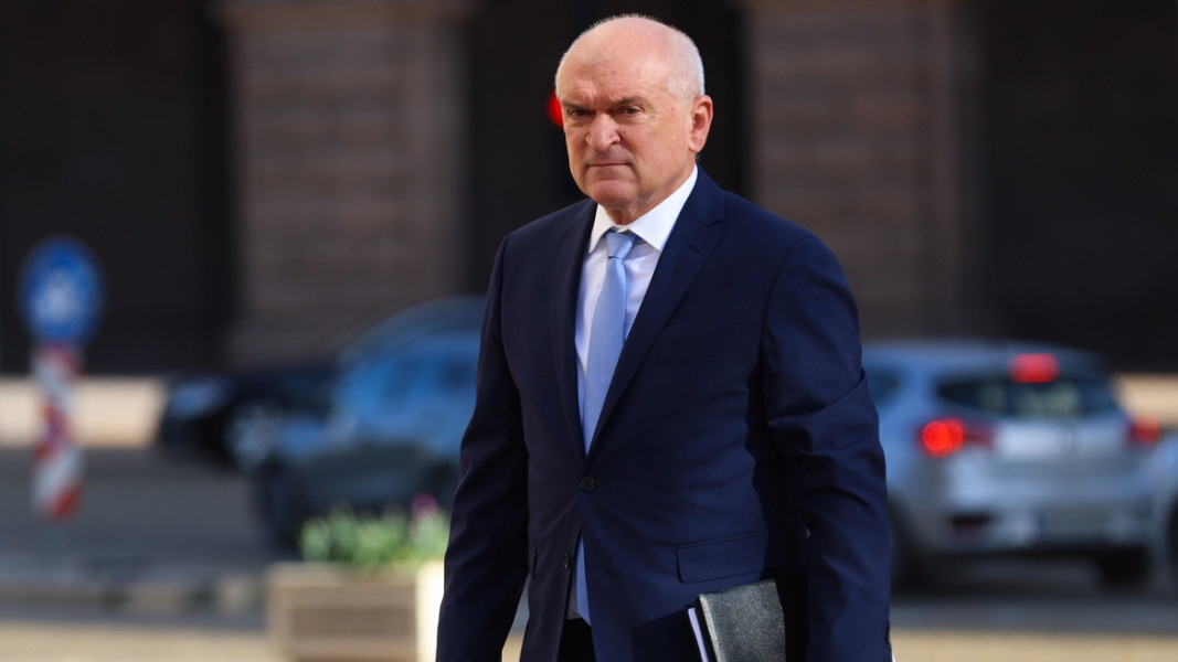 Със заповед на служебния премиер Димитър Главчев са назначени 9