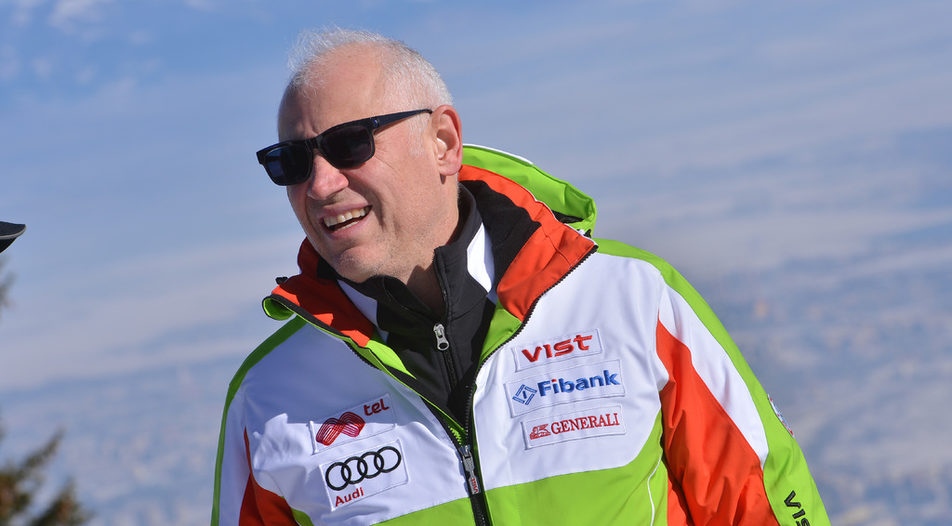 Президентът на Българската федерация по ски Цеко Минев сподели че