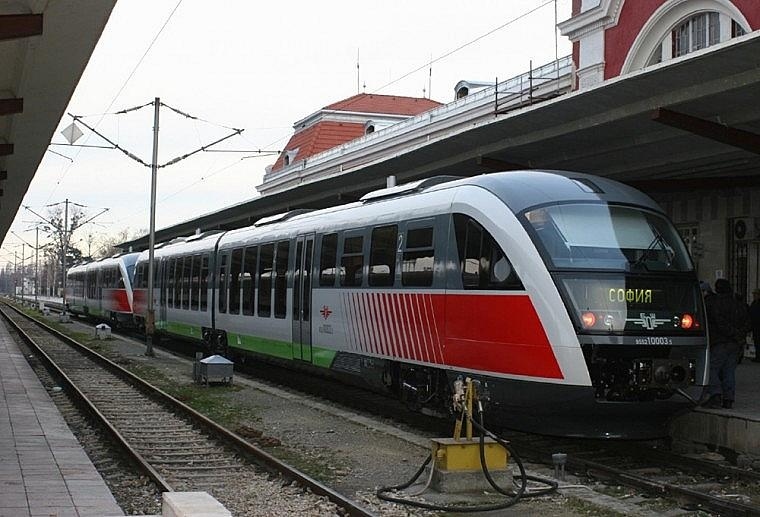 БДЖ обещават нови вагони и минимални закъснения 