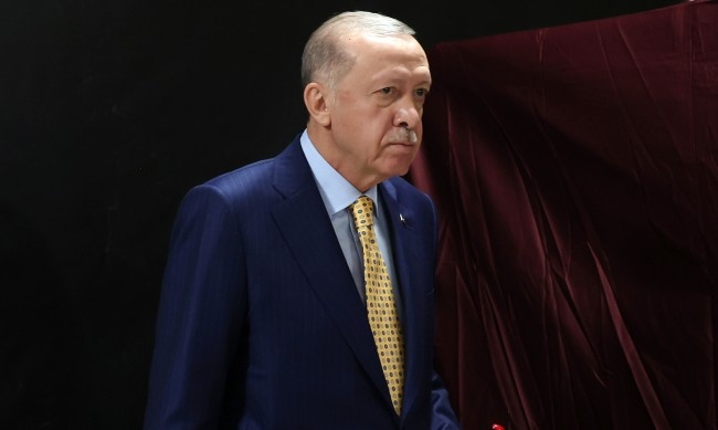 Убивайки над 14 000 невинни деца в Газа Израел вече