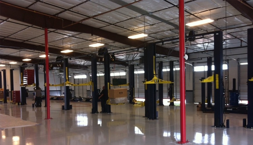 Значителен ръст на заплатите на работещите в автосервизите в страната