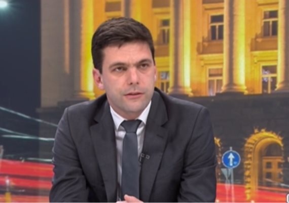 Не смятам че е конституционно съобразно да се иска вот