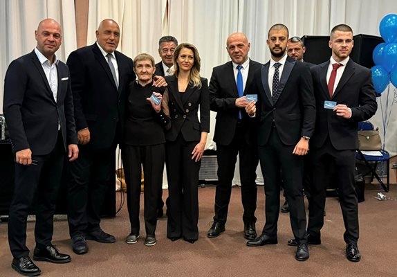 ГЕРБ подгря с внушителен пролетен бал Иван Тотев съзнателно не