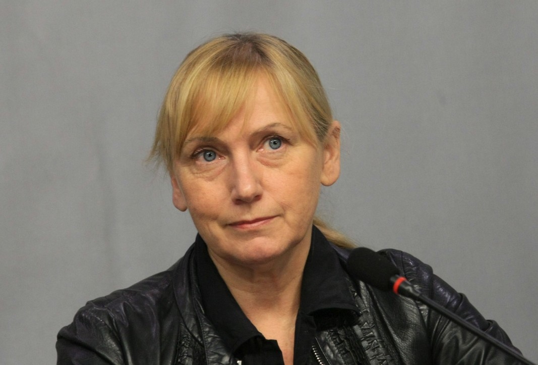 Евродепутатът Елена Йончева окончателно губи делото което води срещу ревизионен