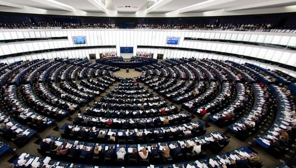 Европейският парламент се събира за последна пленарна сесия в Страсбург