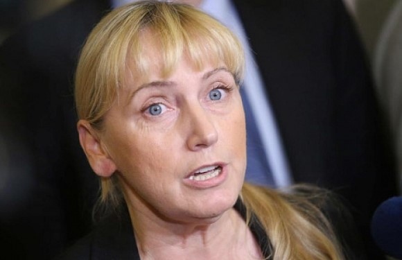 Елена Йончева изненадващо е номинирана за член на Европейския парламент