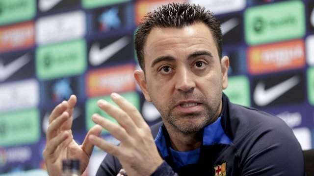 Шави Ернандес ще продължи да води отбора на Барселона и