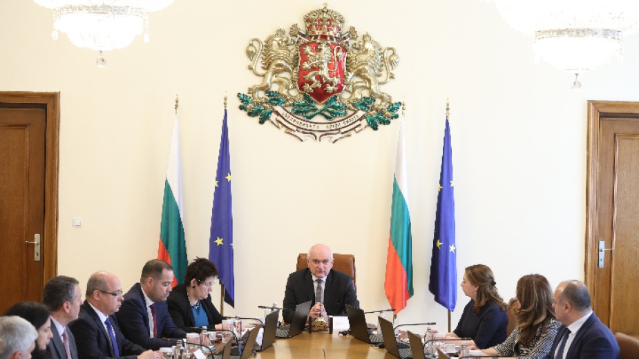 Осигуряването на средства по така наречената украинска помощ за земеделците