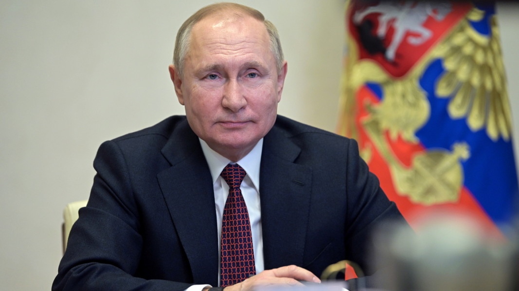 Руският президент Владимир Путин е принуден да отмени ежегодния триумфален