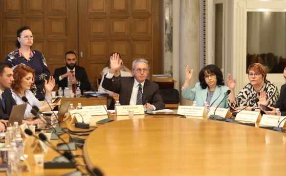 Забранява се рекламата на хазарт във всякаква форма във всички видове