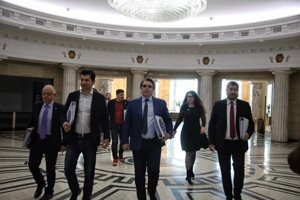 ПП ДБ ще даде на прокуратурата и ДАНС решението за създаване