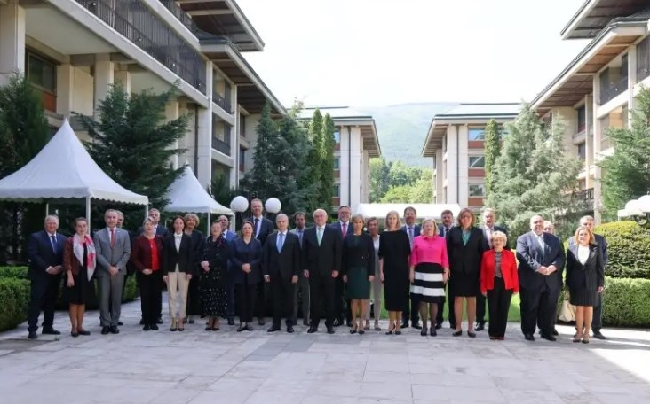 Министър-председателят Димитър Главчев се срещна с посланиците на страните членки