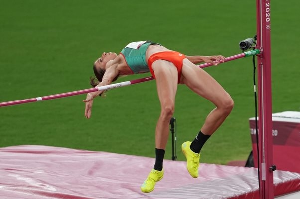 Олимпийската вицешампионка от Рио 2016 Мирела Демирева постигна победа на
