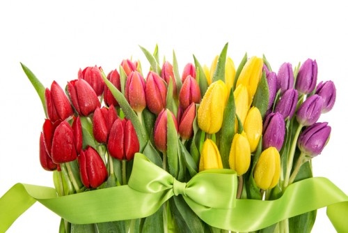 Светли петък е петият ден на Светлата седмица след Великден