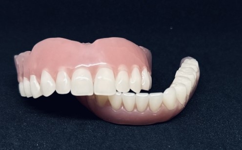 Плащането на зъбни протези от Здравната каса се отлага То