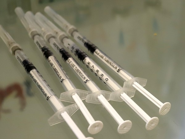 Медици настояват децата без задължителни ваксини да не могат да