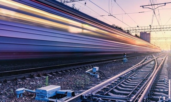 Тринадесет са ранените при сблъсъка между два влака в Белград