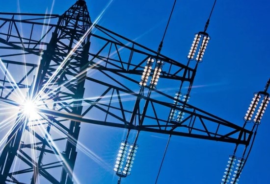 Няма да има драматична промяна в цената на тока заяви