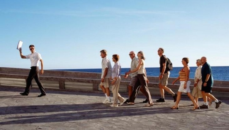 Съюзът на екскурзоводите в България излезе с отворено писмо до