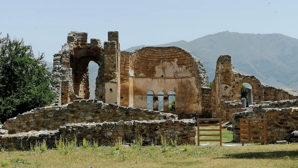 Пример за българщина национален дълг и уважение към цар Самуил