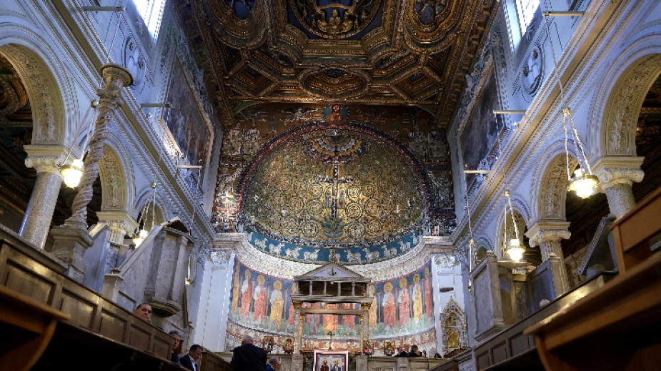 Здраве мир благоденствие и повече деца това е пожелал