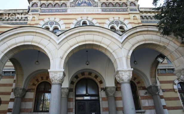 Светият синод днес ще проведе каноничен избор между епископите Арсений