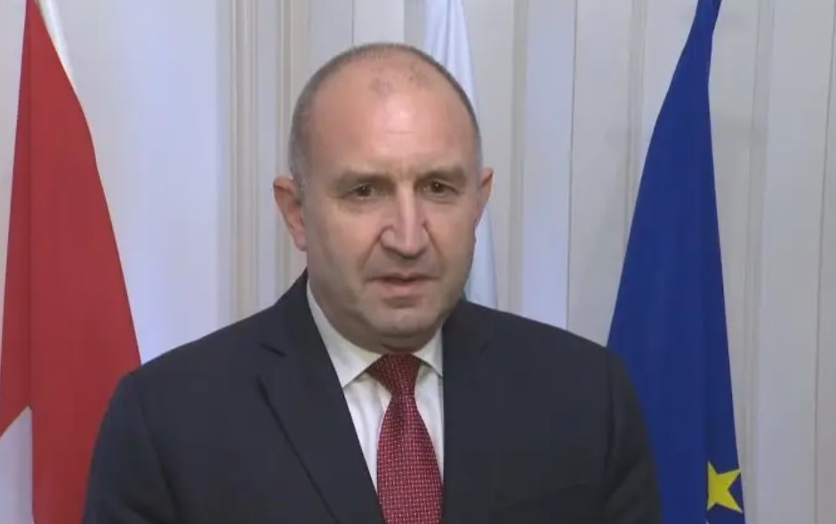 Всички държави членки на НАТО по един или друг начин са